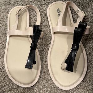 Meliss bow sandals
